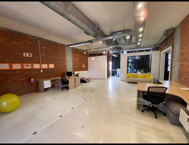 155M² OFFICE TO LET IN OBSERVATORY